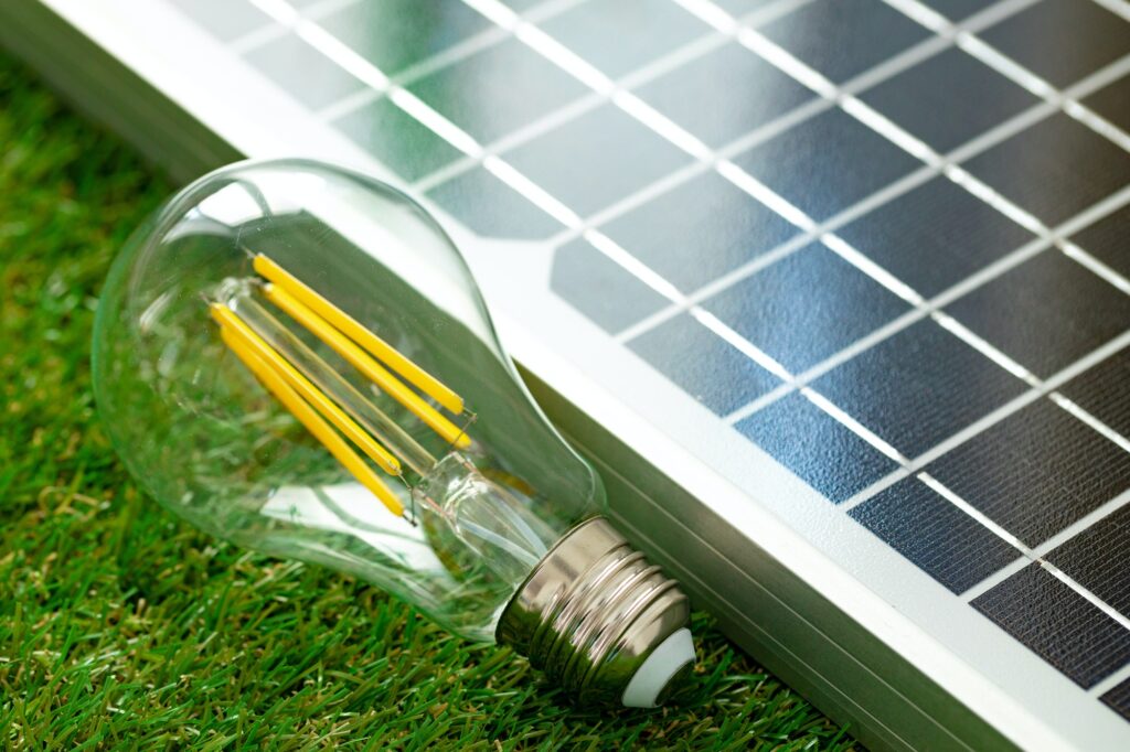 solar-energy-panel-and-light-bulb-green-energy.jpg